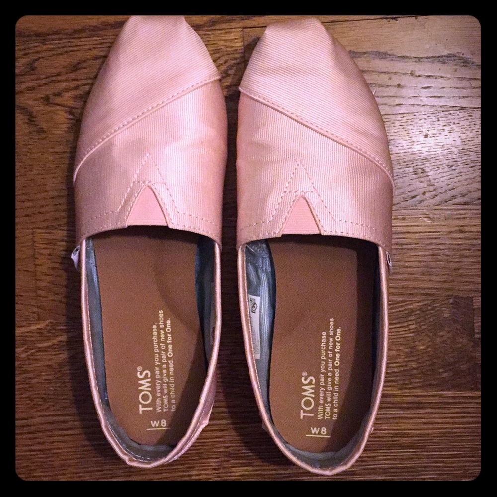 Petal Grosgrain Women's Classic Toms (size 8)